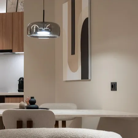 Square * Каламата